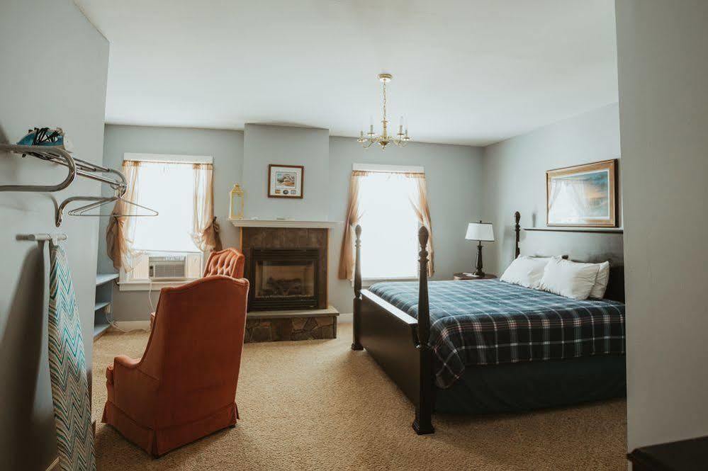 The Hotel Belvidere Hawley エクステリア 写真